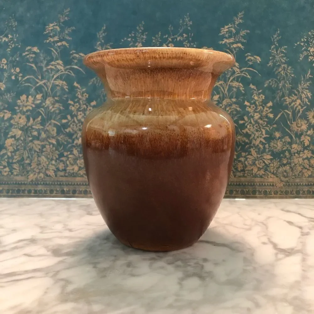 VINTAGE ROYAL HAEGER VASE